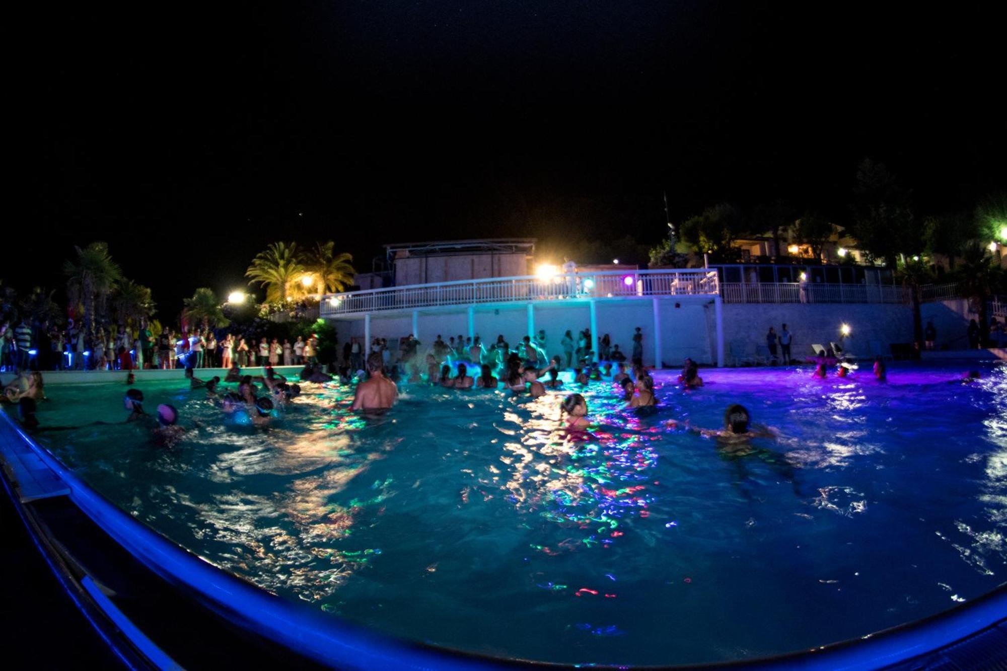 Torre di Palme Centro Vacanze Mirage מראה חיצוני תמונה