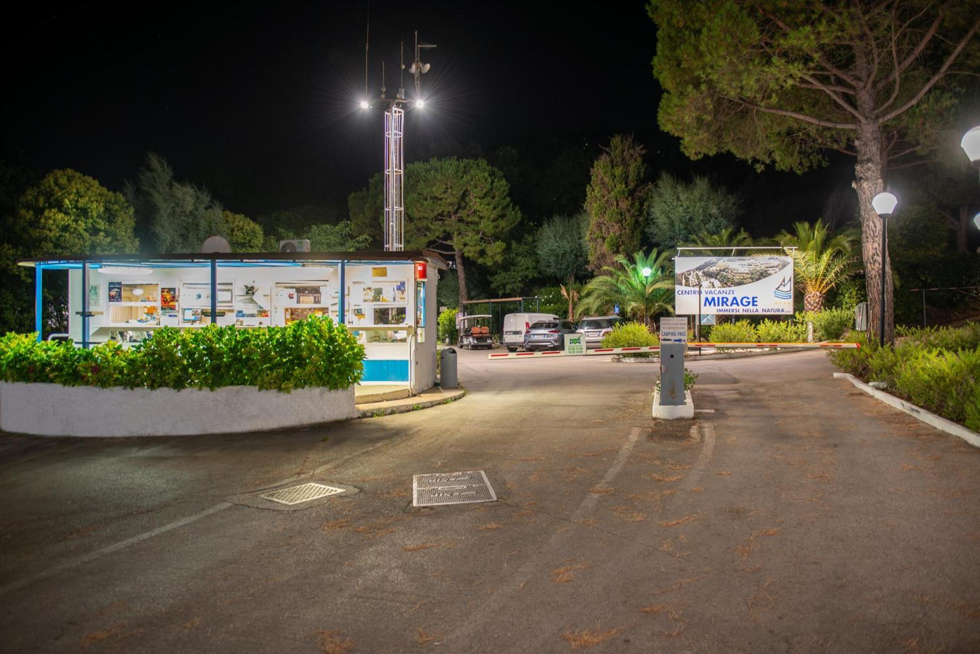 Torre di Palme Centro Vacanze Mirage מראה חיצוני תמונה